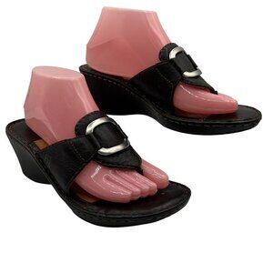 Born Womens 9 Brown Leather Wedge Sandals Thong Flip Flops Cushion Comfort